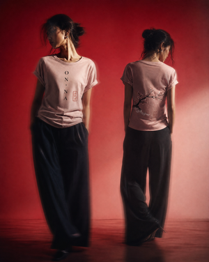 ŌN'NA MUSHA | Camiseta relaxed Bloom
