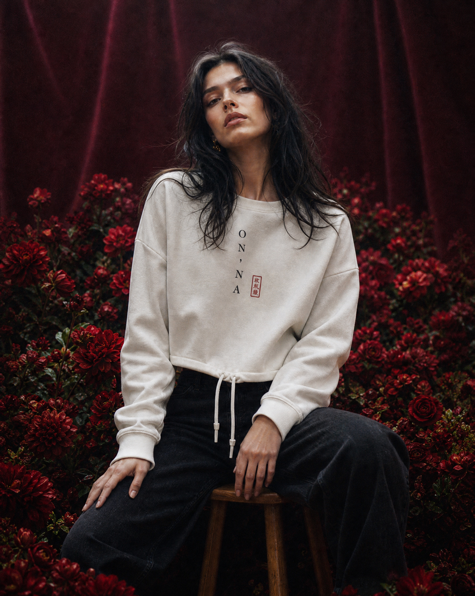 ŌN'NA | Sudadera cropped Musha