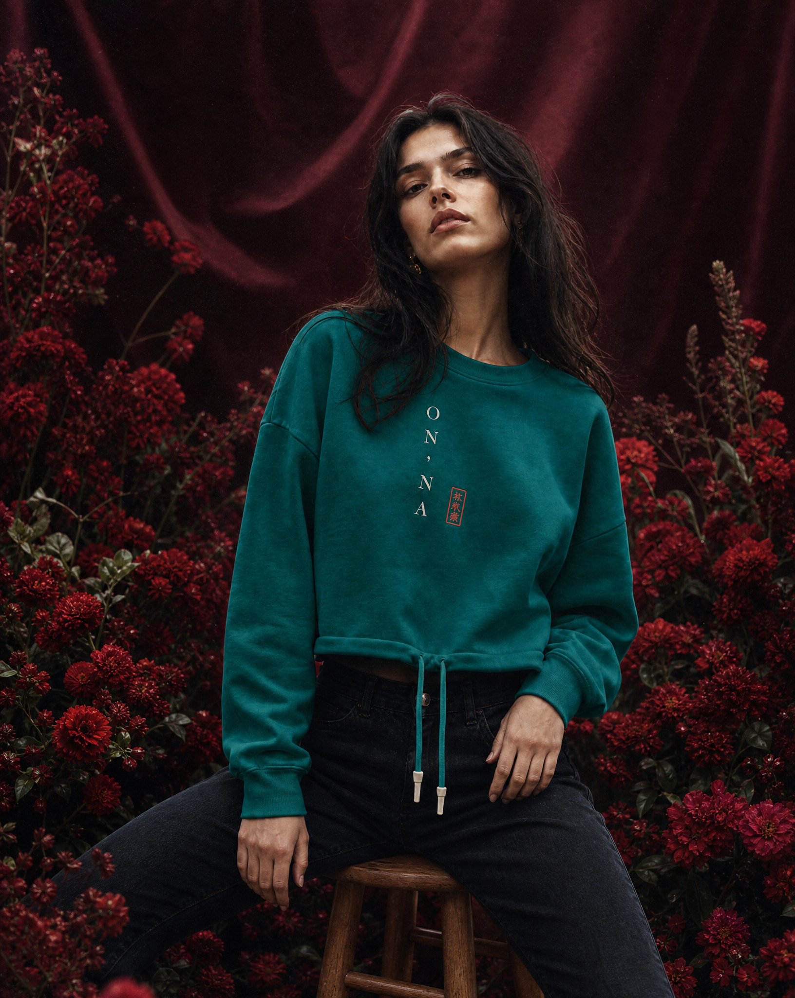 ŌN'NA | Sudadera cropped Musha