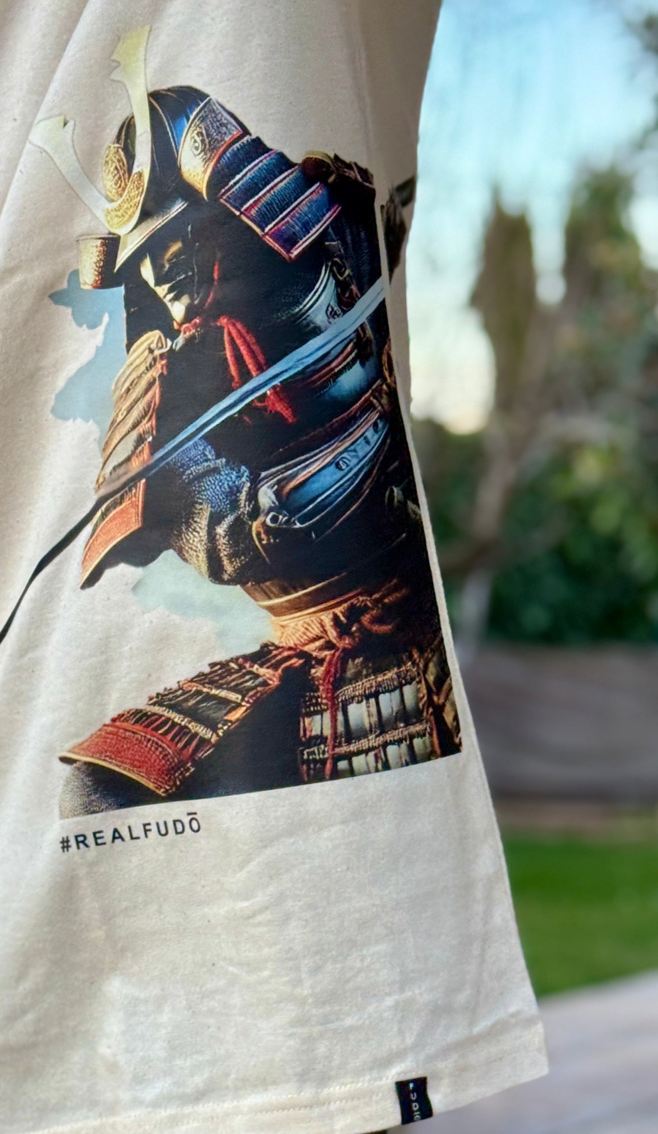 BATTLE SPIRIT | Camiseta oversize de algodón natural sin blanquear
